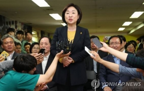 심상정, 차기 당 대표 불출마 선언···“새 지도력 발굴할 시기”