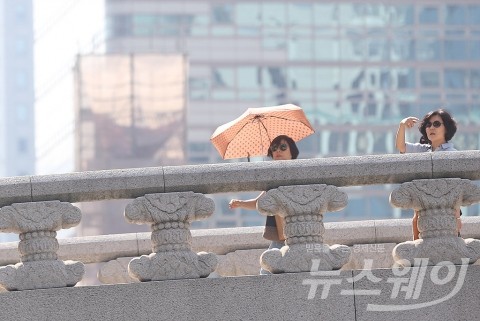  전국 맑고 한낮 초여름 더위, 큰 일교차···미세먼지 ‘보통’