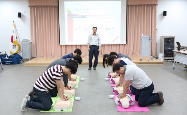 청소년농생명센터, 임직원 39명 대상 심폐소생술 및 응급처치 교육