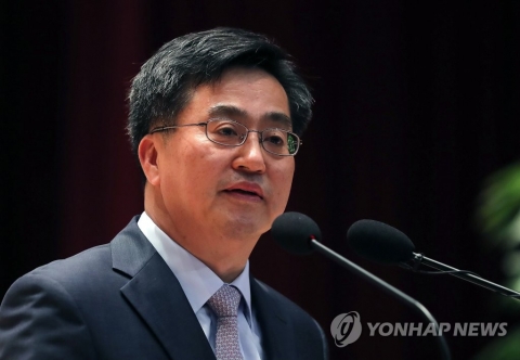 김동연 부총리, 취임사에서 “잃어버린 경제 역동성 되찾겠다”