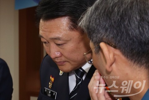 청와대 “이철성 경찰청장 사임? 교체할 특별한 요인 없어”