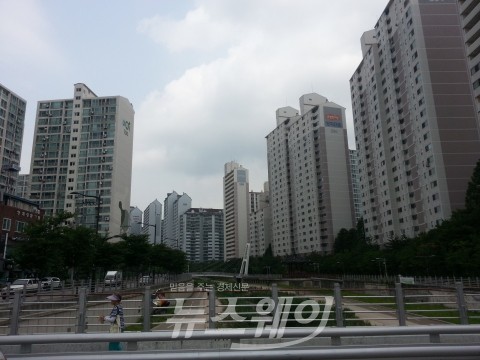 정부 정책發 신고가 행진 멈춘 강남-갭 메운 노도강