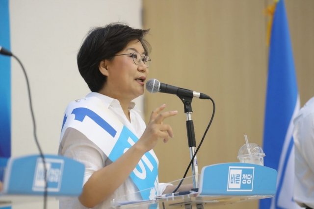 이혜훈 “한국당 야당되니 담뱃값 인하, 무책임한 선동”