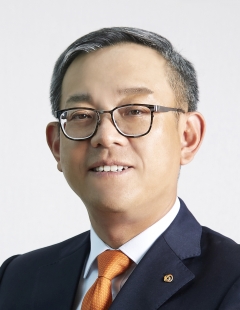 권희백 한화투자증권 대표, 증권사 CEO 중 유일한 증인 채택에 ‘긴장’ 기사의 사진