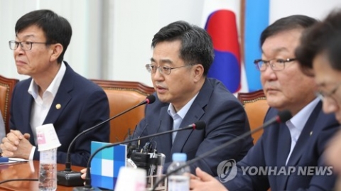 세금으로 정책 실험하는 문 정부...재정건전성 빨간불