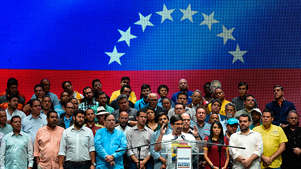 베네수엘라 야권, ‘셀프 개헌찬반투표’ 결과 힘입어 전국 총파업 계획