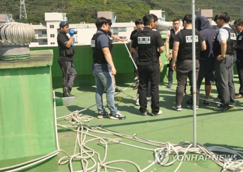 아파트 외벽 작업자 밧줄 끊어 추락사 시킨 40대 “피해자에게 편지로 사과하고 싶다”
