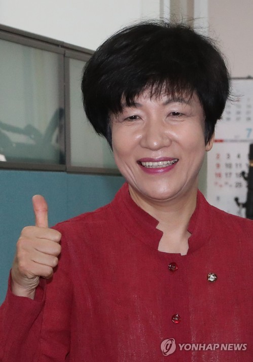 김영주 “양대지침 내달 폐기···전교조·전공노 합법화 추진할 것”