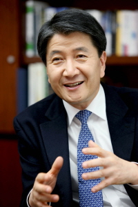 김창수 전 삼성생명 사장 9억400만원