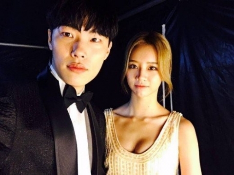 ‘현실은 어남류’ 류준열♥혜리 열애 인정···“따뜻한 시선으로 지켜봐주시길”