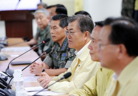 쌍십절 지났지만···靑, 北 동향에 촉각 더 곤두세우는 이유