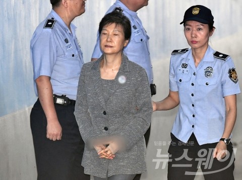세월호 일지 조작 논란···정의당 “박근혜정권이 ‘패륜정권’임을 증명”