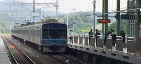 4호선 안산 중앙역에서 20대 여성 전동차에 치여 숨져