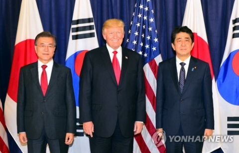 설설 끓는 한반도···북핵에 갈팡질팡하는 정부