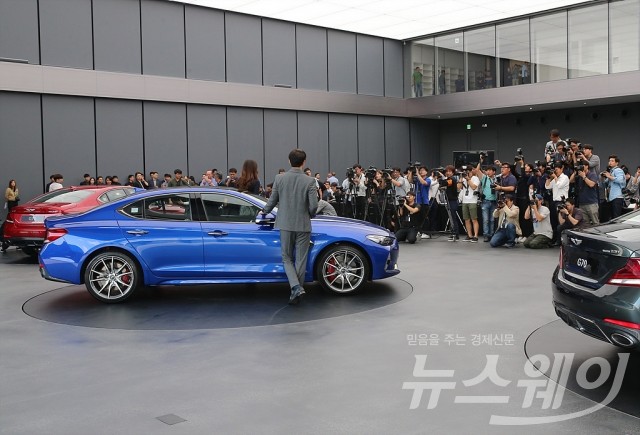 현대자동차 제네시스 G70 세계최초 공개. 사진=이수길 기자 leo2004@newsway.co.kr