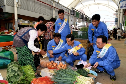 광양제철소, 추석 재래시장 장보기 실시