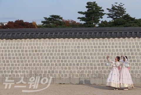  내일 기온 더 올라···낮에는 포근한 가을 날씨