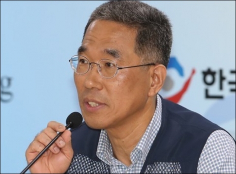 청와대, 한노총 ‘노사정 8자회의’ 제안에 난감
