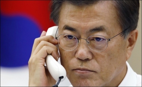 文대통령 “공공기관 채용비리, 반칙과 특권의 상징”