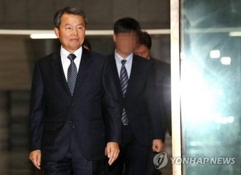 이진성 헌재소장 후보자 “동료 희생 딛고 지명돼 가슴이 무겁다”