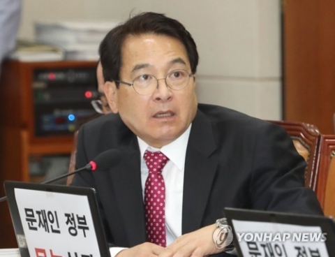 심재철 “文정부 복지정책, 이대로라면 나랏빚 3400조 늘어”