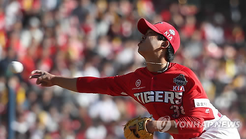 ‘임기영 호투’ KIA, 두산에 5-1 승리···“정상까지 단 1승 남았다”