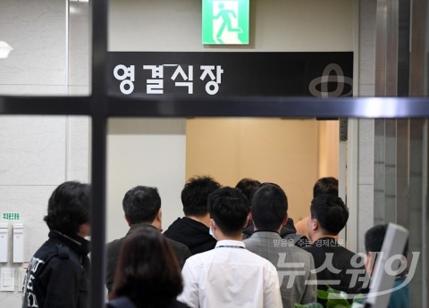 경찰, 김주혁 부검 결과 발표···“심근경색 아냐, 즉사 가능 수준 머리 손상”