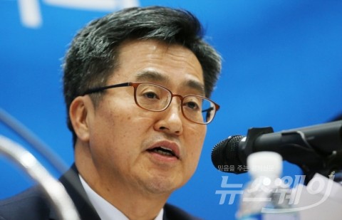文정부 ‘제2벤처붐’ 드라이브···10조 규모 혁신펀드 조성