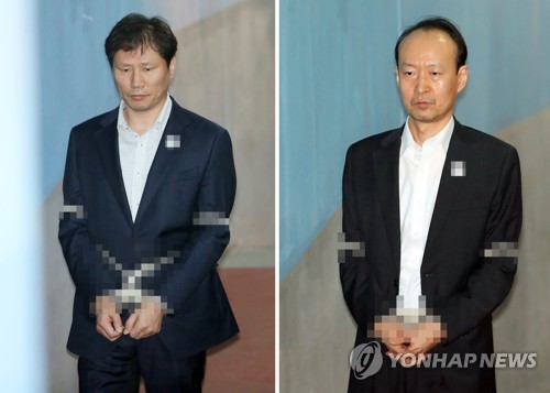 ‘문고리 3인방’ 안봉근·이재만, 국정원 돈 수뢰 혐의 구속