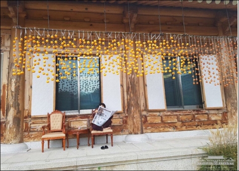 ‘곶감’과 ‘겨울’ 기다리는 김정숙 여사