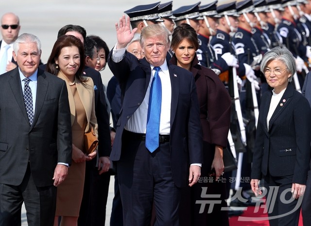 도널드 트럼프 미국 대통령 입국. 사진=사진공동취재단