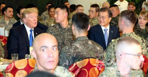 韓美 정상 “북핵 억지 위해 한미일 3국 간 안보협력 지속”