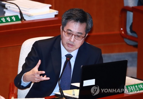 김동연 “종교인 과세, 차질없이 시행”···이번주 입법예고