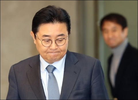 ‘사의표명’ 전병헌 “어떤 불법행위에도 관여하지 않았다”