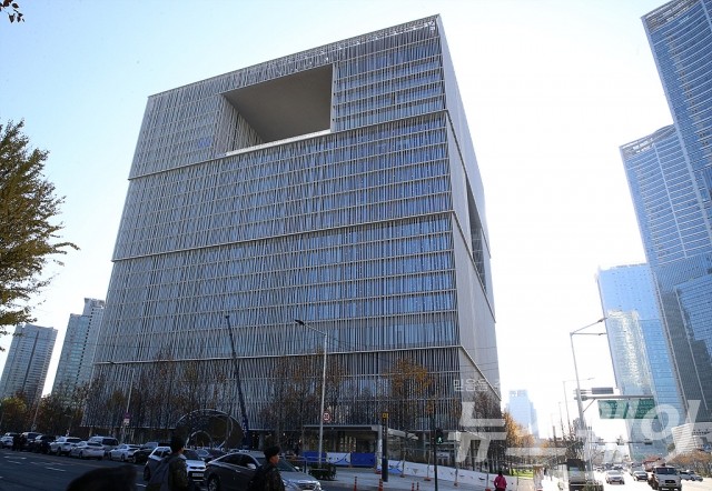 아모레퍼시픽 신용산 사옥. 사진=이수길 기자 leo2004@newsway.co.kr