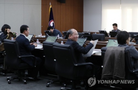 농축수산 선물 10만원·경조사비 5만원으로···개정안 가결