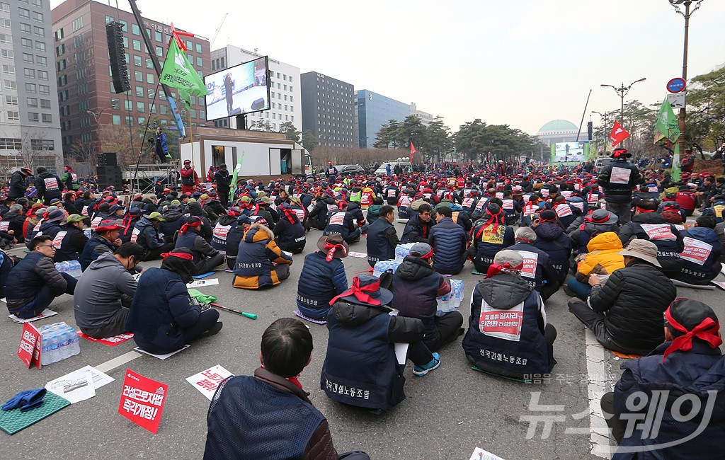 [NW포토]건설노조, 국회 앞 대규모 집회