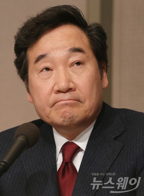 이낙연 국무총리, 모친상에도 ‘개헌안 심의’ 국무회의 주재한다