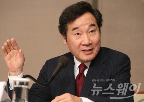 공무원 성과급 무슨 문제 있길래···이총리 한마디에