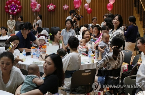 내년 연말정산시 둘째 이상 출산 부부 세금 환급액, 기존보다 최대 40만원 증액