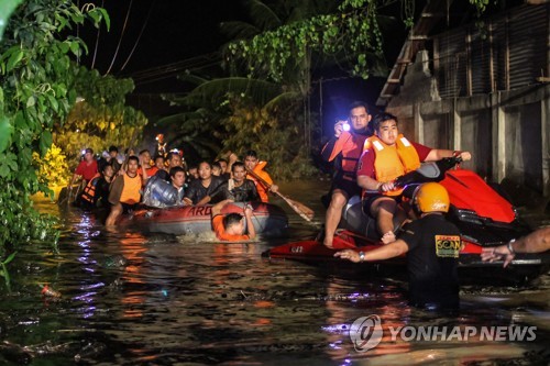 필리핀 태풍 ‘덴빈’ 사망자 200명으로 늘어
