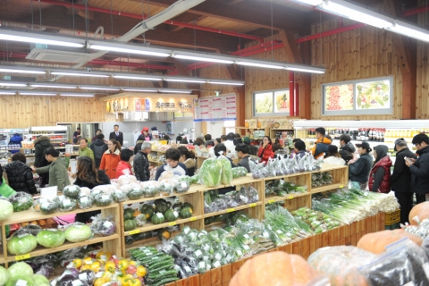 완주 로컬푸드, 전국 최고 농산물 직거래장터