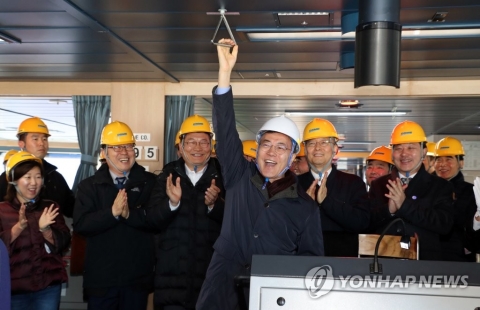 일주일 동안 대통령과 장관이 조선소를 3번 방문하다
