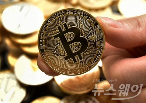 가상화폐 비트코인 국제시세, 저점 찍고 30% 이상 상승···‘V자’ 움직임