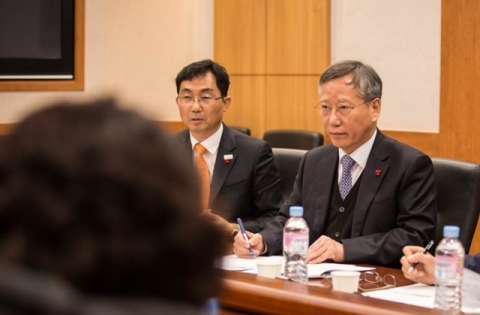 대학가 최저임금 ‘꼼수’ 움직임에 고려대·연세대 찾은 靑 참모진