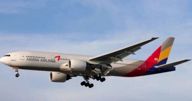 아시아나 항공 여객기 또 결함···비행기 꼬리에서 연기 발생