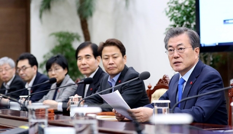 文대통령 “평창올림픽, 남과 북을 마주앉게 만들어”