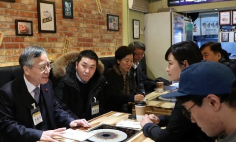 반장식 일자리수석, 청년다방 천호점 방문한 까닭