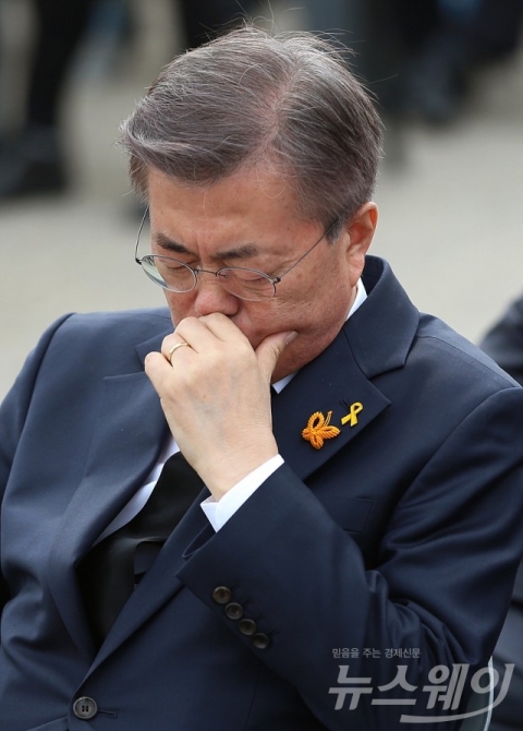 文 대통령, 미투운동 적극 지지···“분명한 변화 만들겠다”