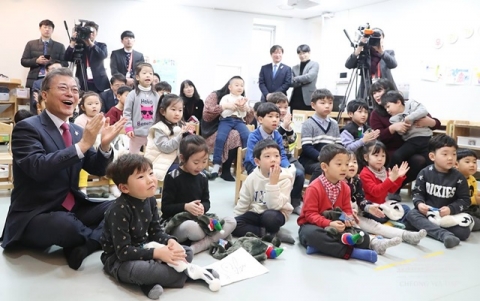 黨政靑, ‘일자리 안정자금’ 홍보 명암··· 어린이집 ‘패싱’